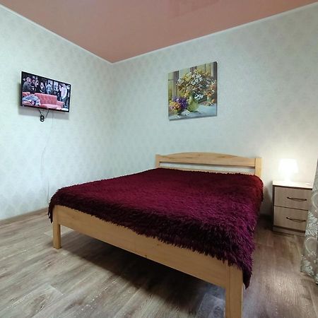 Шевченко Двор Apartment โครโปนิตสกี ภายนอก รูปภาพ