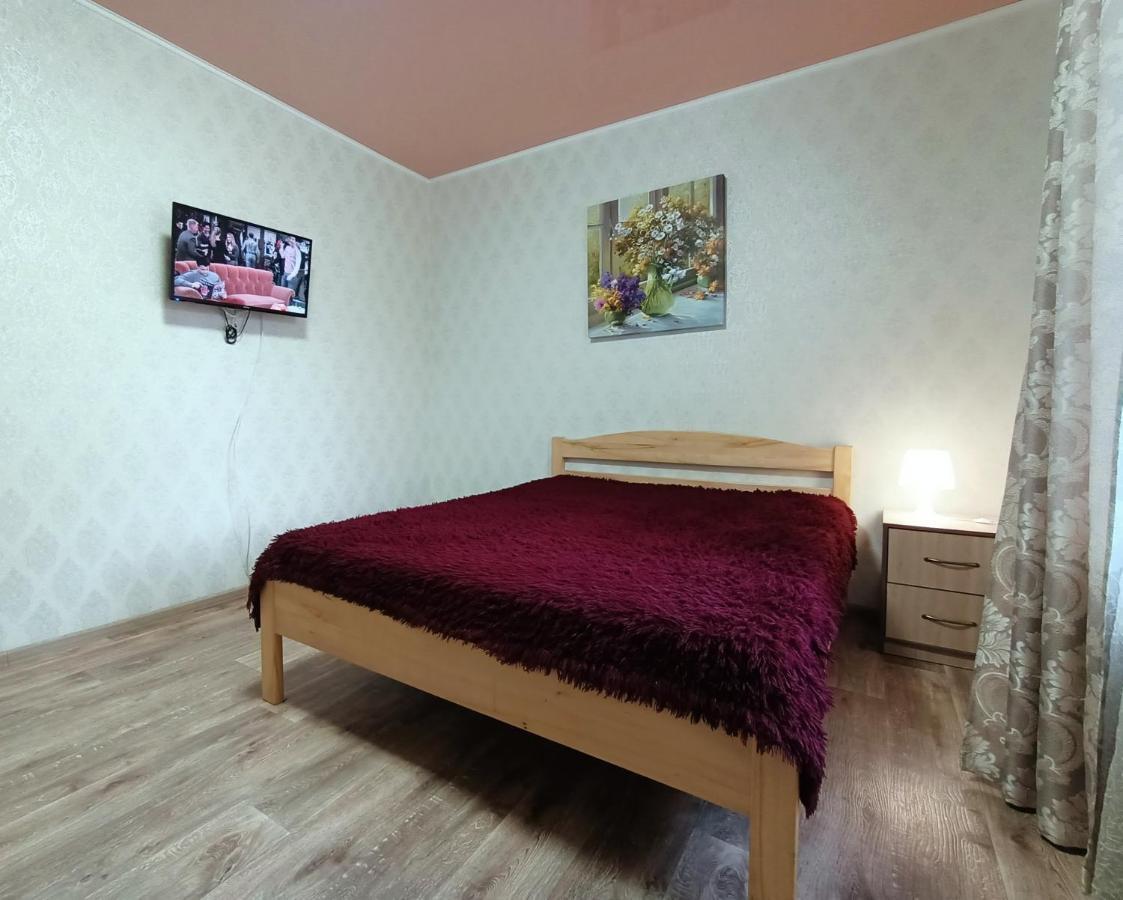 Шевченко Двор Apartment โครโปนิตสกี ภายนอก รูปภาพ